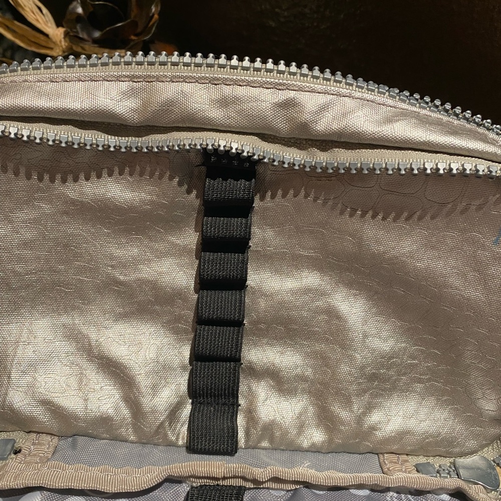 Kipling pencil pouch - Picture 8 of 11